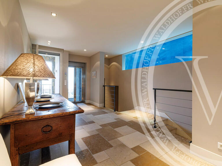 Villa Cap-d-antibes - 6 chambres - 350m²
