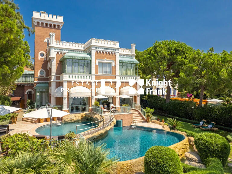 Villa cap-d-antibes - 9 bedrooms - 600m²