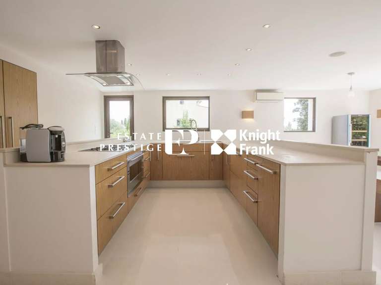 Villa Cap-d-antibes - 5 chambres - 346m²