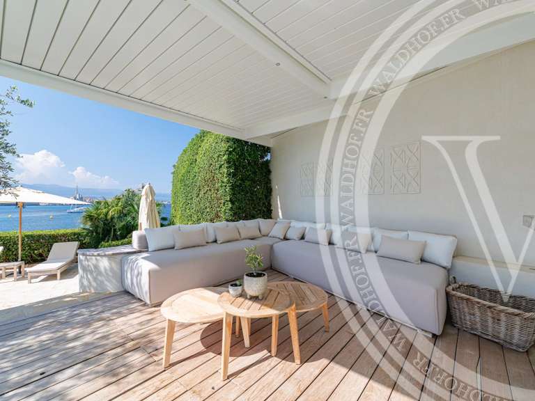 Villa Cap-d-antibes - 410m²