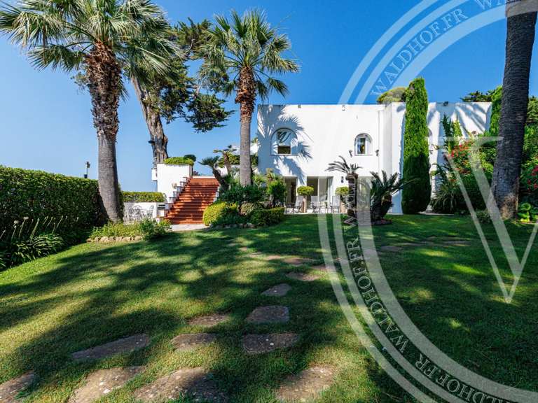 Villa Cap-d-antibes - 410m²