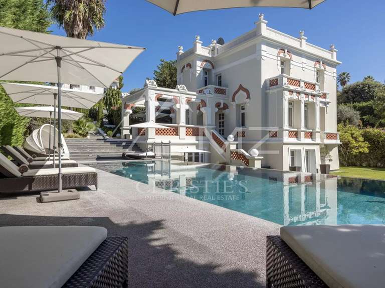 Villa Cap-d-antibes - 4 chambres - 354m²