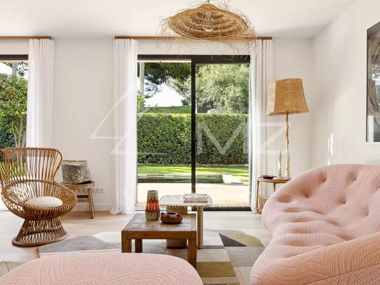 Villa Cap-d-antibes - 3 chambres - 167m²