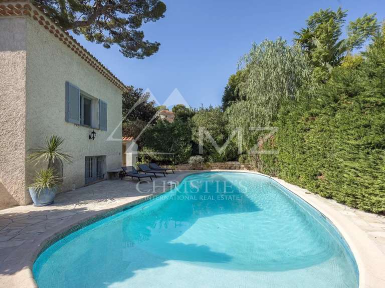Villa avec Vue sur mer Cap-d-antibes - 3 chambres - 160m²