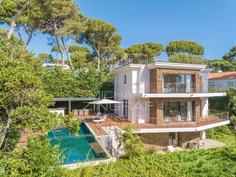 Villa Cap-d-antibes - 5 chambres - 255m²