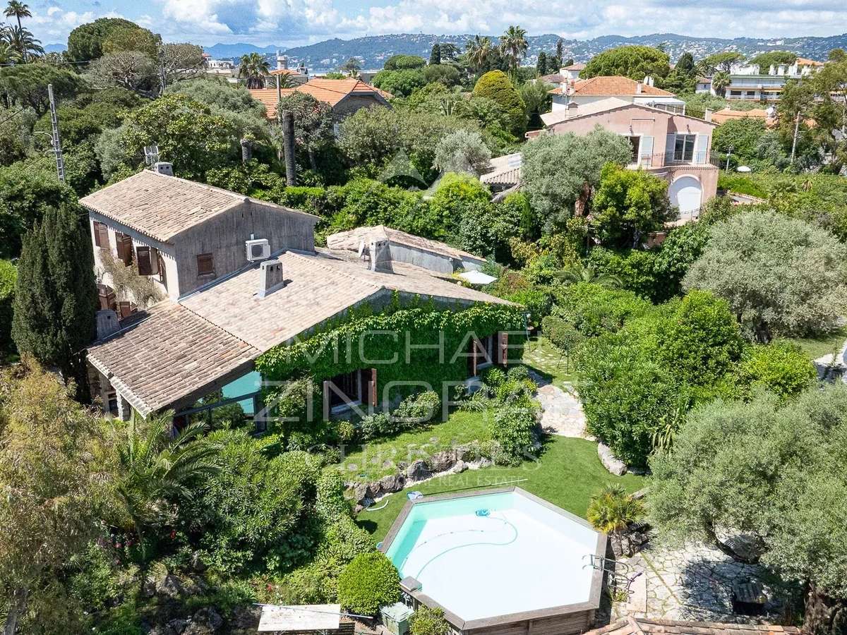 Villa Cap-d-antibes
