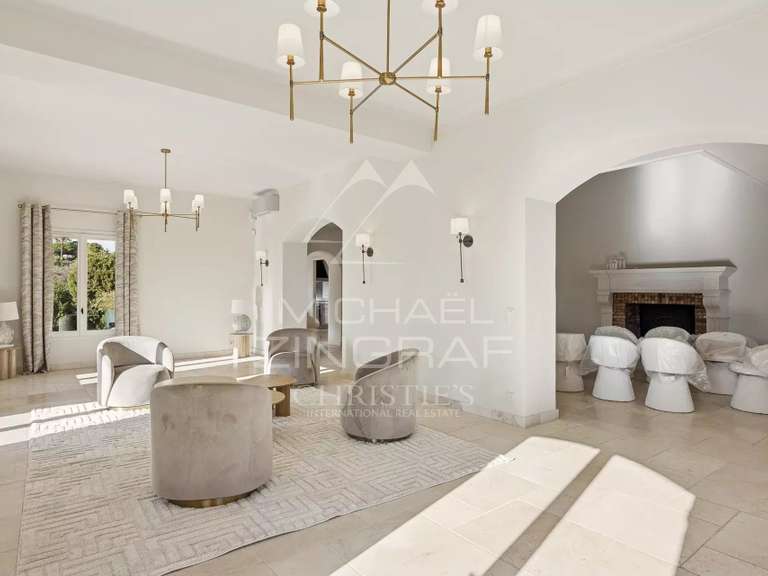 Villa Cap-d-antibes - 6 chambres - 350m²
