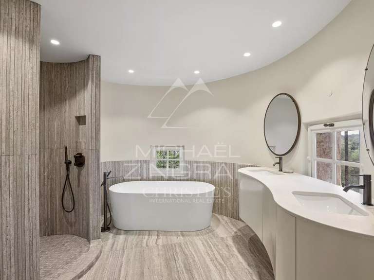 Villa cap-d-antibes - 6 bedrooms - 350m²