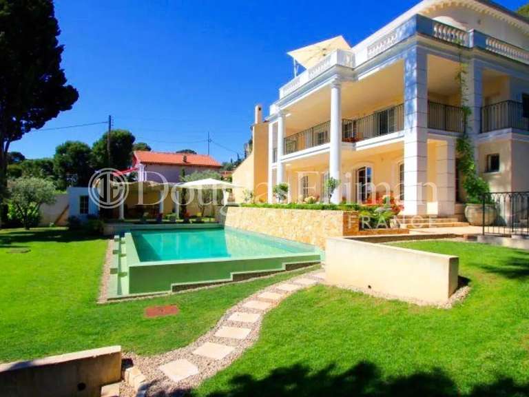 Villa avec Vue sur mer Cap-d-antibes - 3 chambres - 260m²