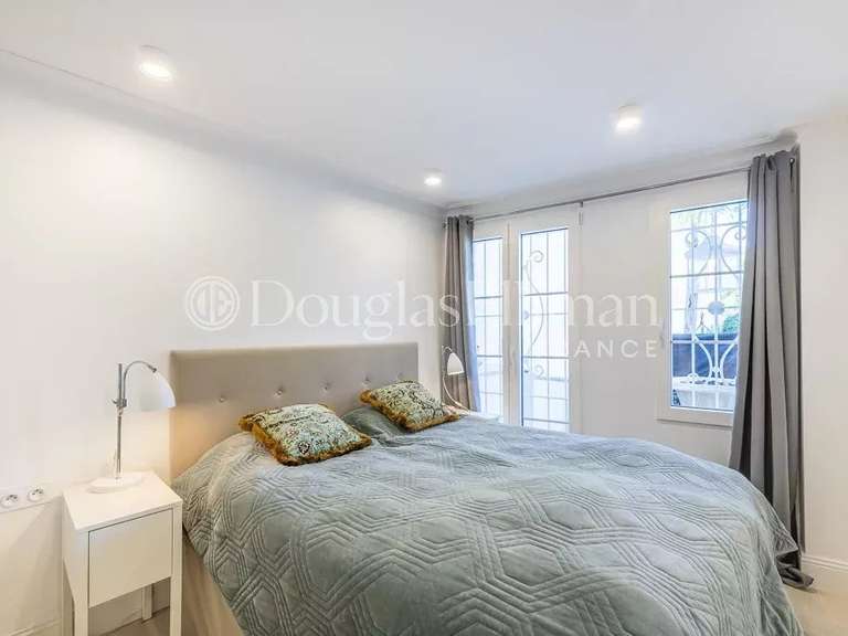 Villa Cap-d-antibes - 4 chambres - 140m²