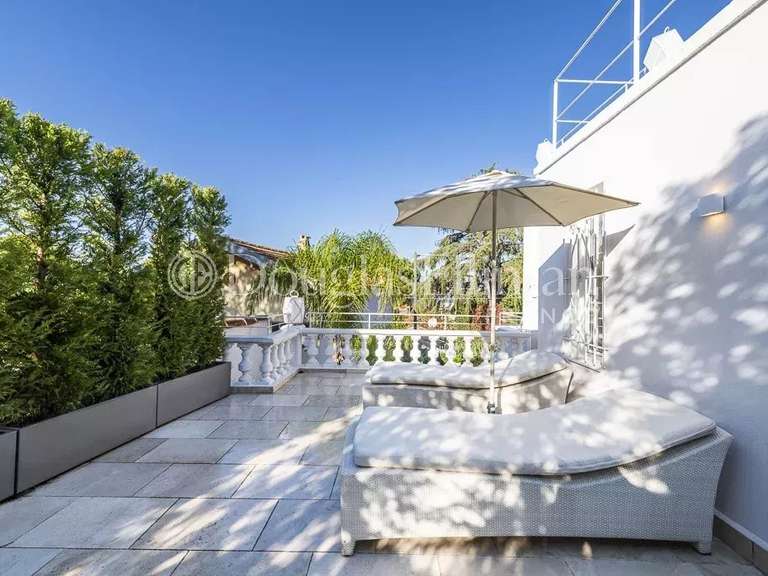 Villa Cap-d-antibes - 4 chambres - 140m²