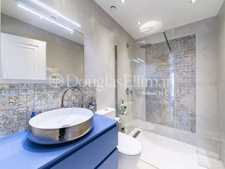 Villa avec Vue sur mer Cap-d-antibes - 5 chambres - 240m²