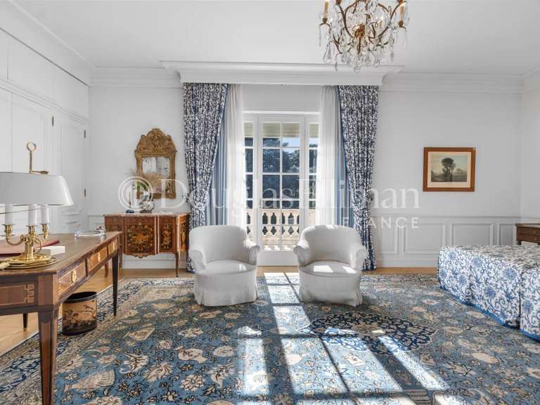 Villa avec Vue sur mer Cap-d-antibes - 6 chambres - 555m²