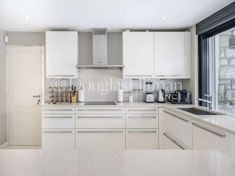 Villa Cap-d-antibes - 4 chambres - 249m²