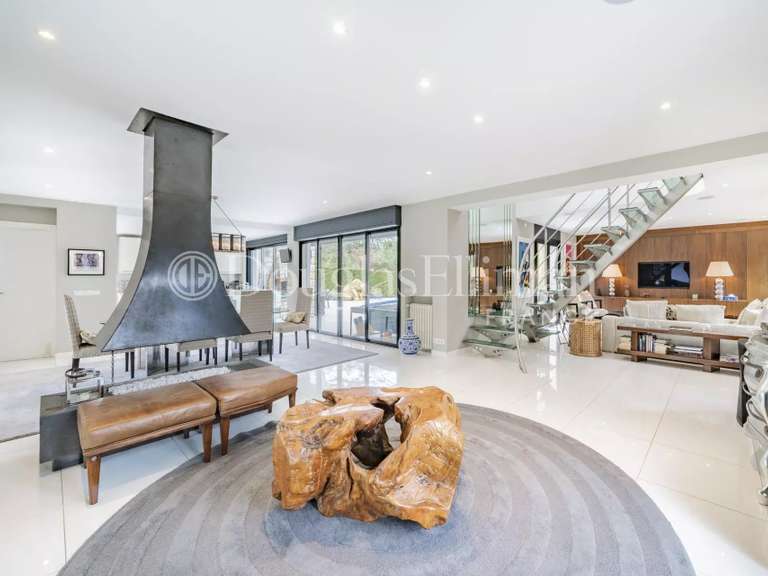 Villa Cap-d-antibes - 4 chambres - 249m²