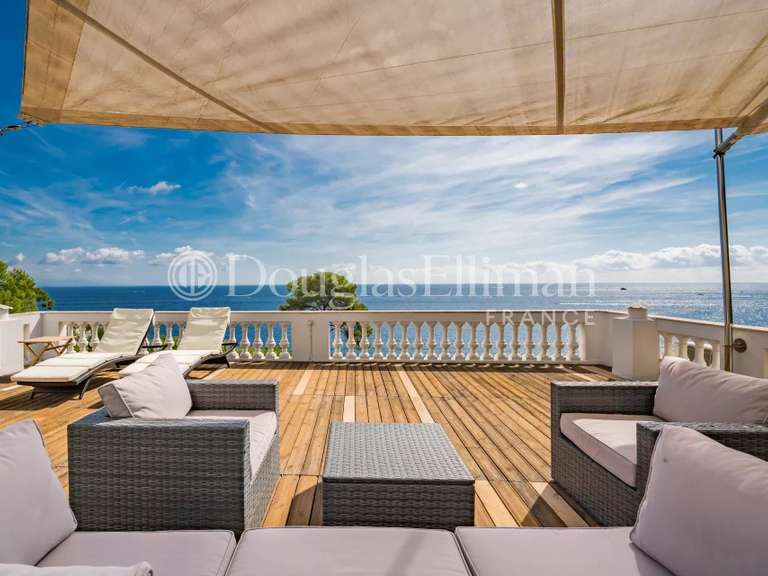 Villa avec Vue sur mer Cap-d-antibes - 5 chambres - 250m²