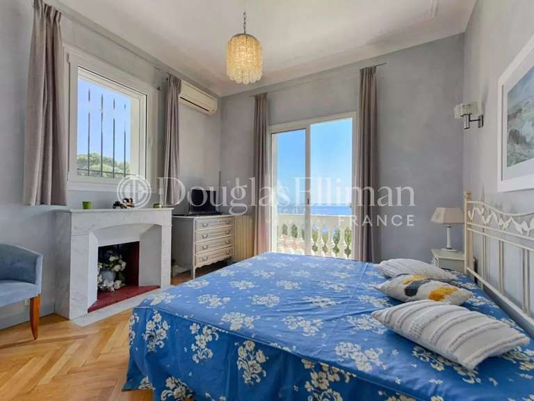 Villa avec Vue sur mer Cap-d-antibes - 5 chambres - 250m²