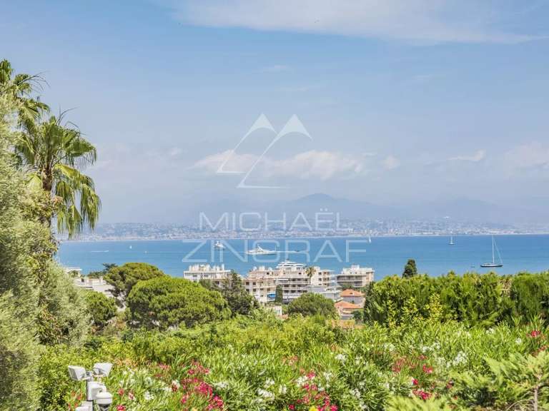 Villa avec Vue sur mer Cap-d-antibes - 4 chambres - 280m²