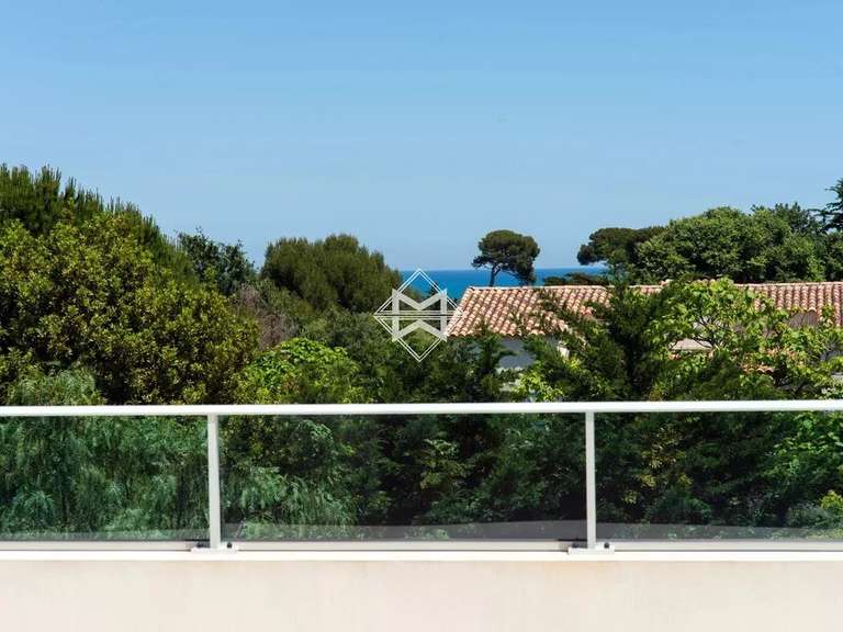 Villa avec Vue sur mer Cap-d-antibes - 6 chambres - 350m²
