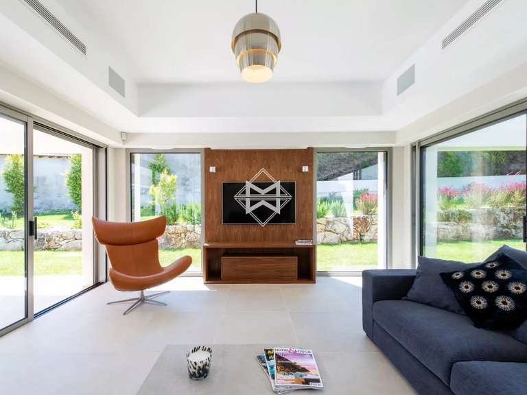 Villa avec Vue sur mer Cap-d-antibes - 6 chambres - 350m²