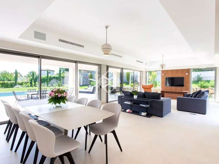 Villa avec Vue sur mer Cap-d-antibes - 6 chambres - 350m²