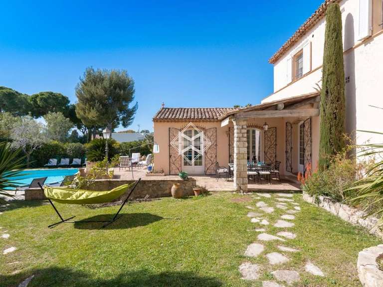 Villa avec Vue sur mer Cap-d-antibes - 5 chambres - 300m²