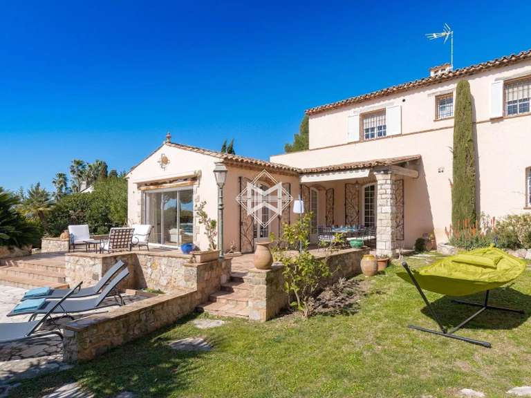 Villa avec Vue sur mer Cap-d-antibes - 5 chambres - 300m²