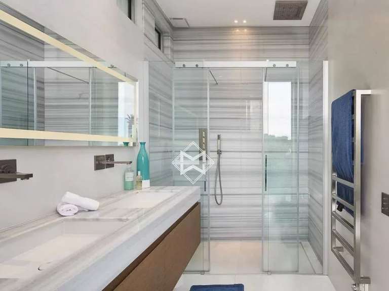 Villa avec Vue sur mer Cap-d-antibes - 5 chambres - 330m²