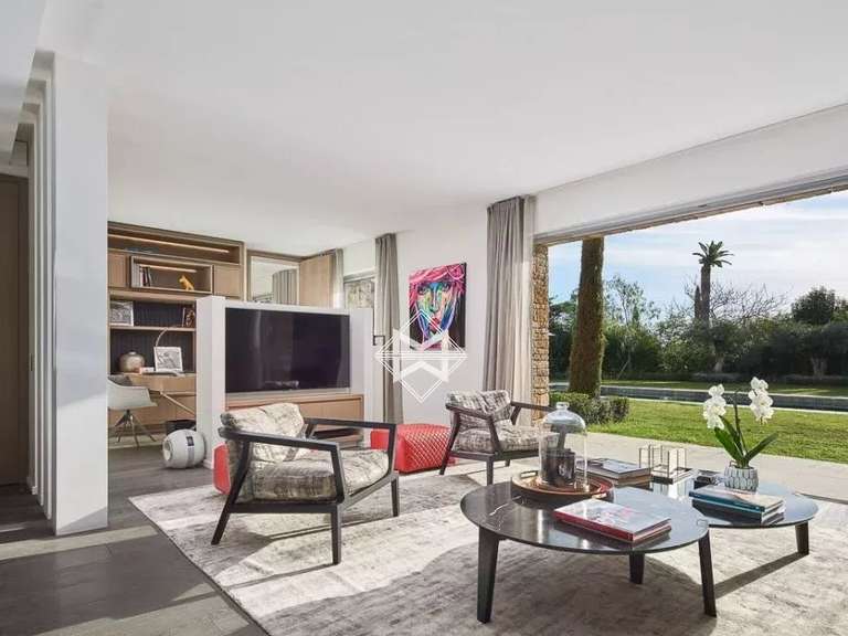 Villa avec Vue sur mer Cap-d-antibes - 5 chambres - 330m²