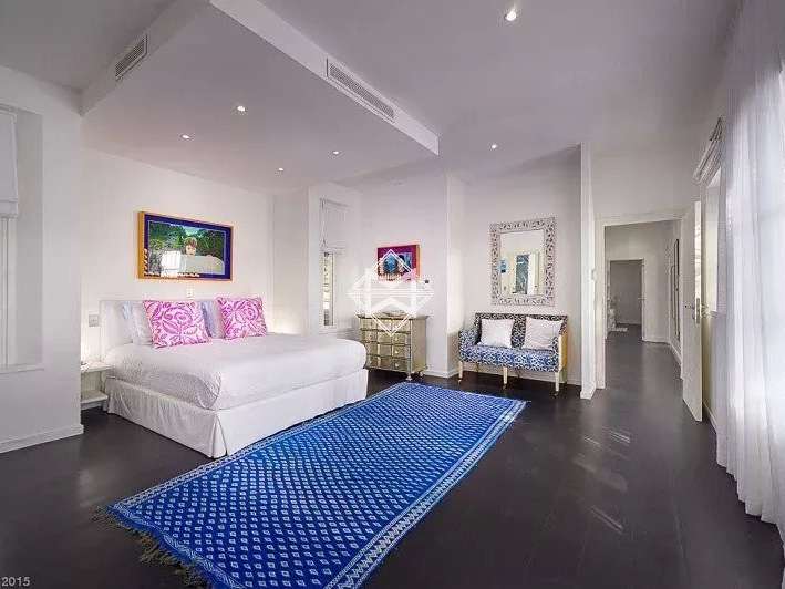 Villa Cap-d-antibes - 6 chambres - 400m²