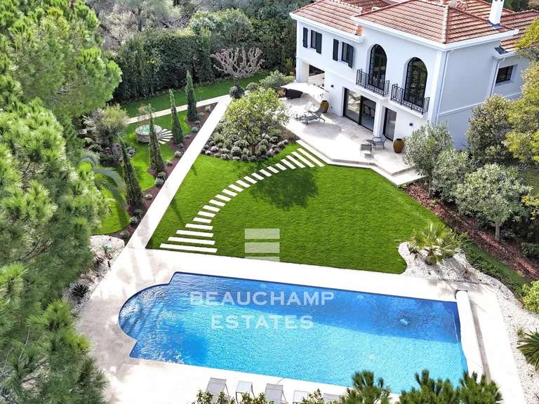 Villa cap-d-antibes - 6 bedrooms - 300m²