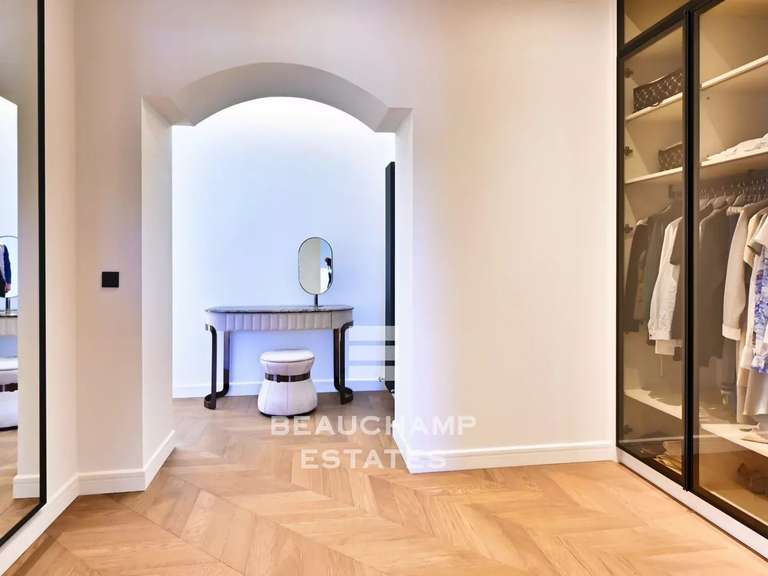 Villa cap-d-antibes - 6 bedrooms - 300m²