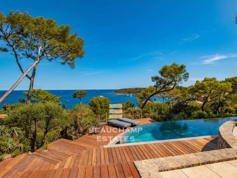 Villa with Sea view cap-d-antibes - 7 bedrooms - 360m²
