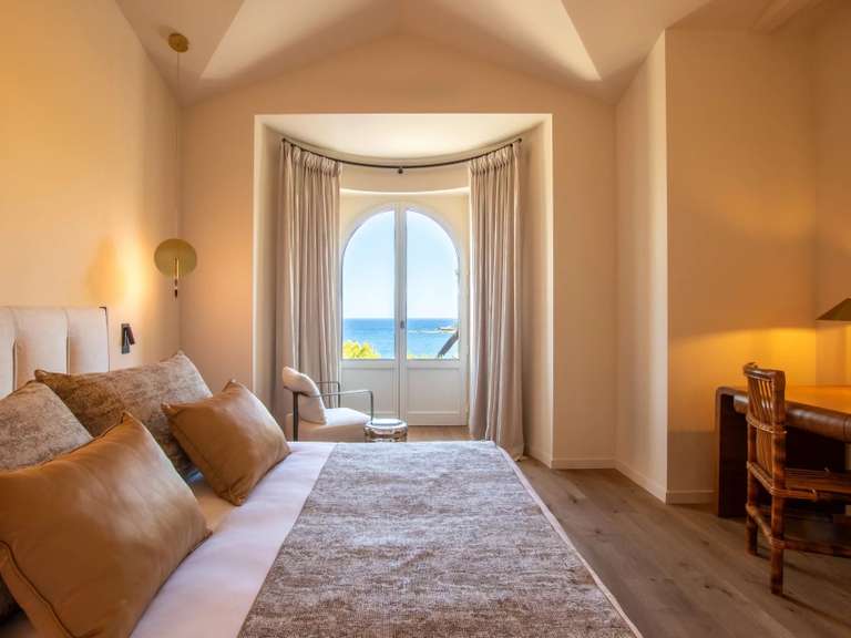 Villa avec Vue sur mer Cap-d-antibes - 7 chambres - 360m²