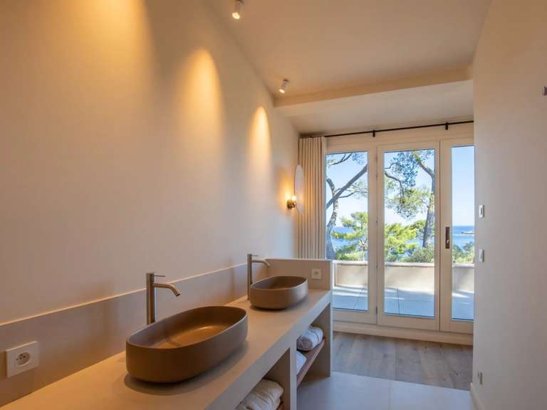 Villa avec Vue sur mer Cap-d-antibes - 7 chambres - 360m²