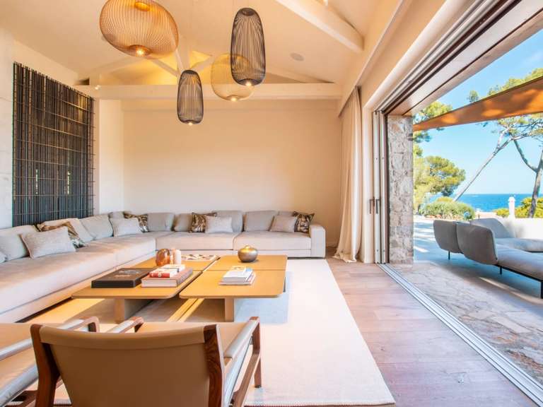 Villa avec Vue sur mer Cap-d-antibes - 7 chambres - 360m²