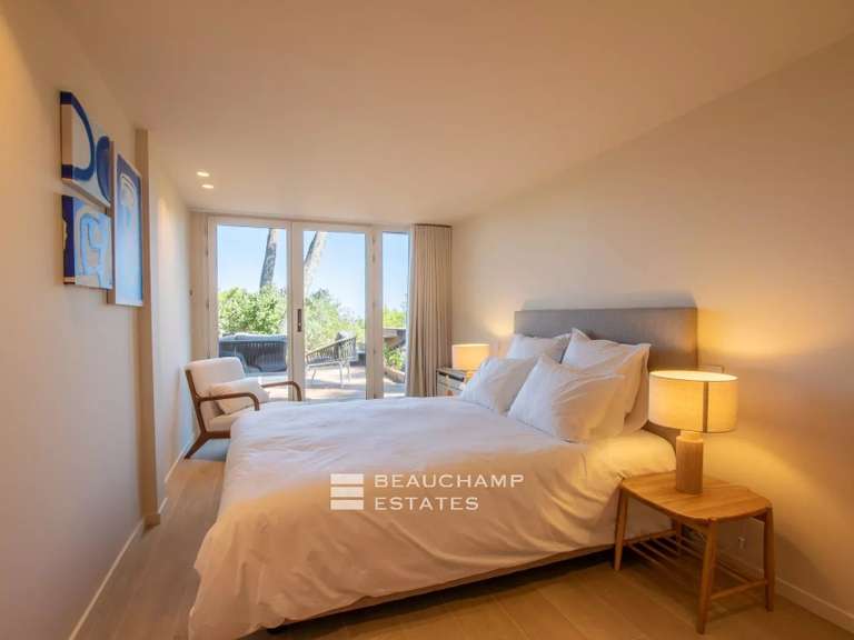 Villa avec Vue sur mer Cap-d-antibes - 7 chambres - 360m²