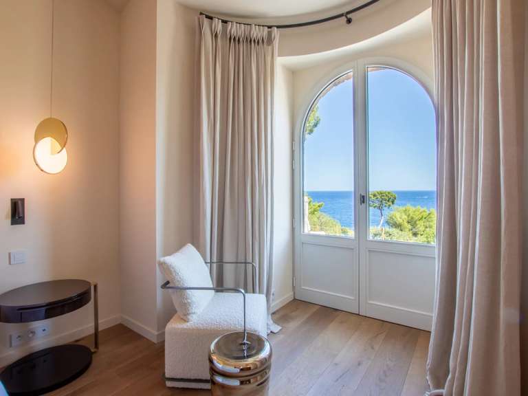 Villa avec Vue sur mer Cap-d-antibes - 7 chambres - 360m²
