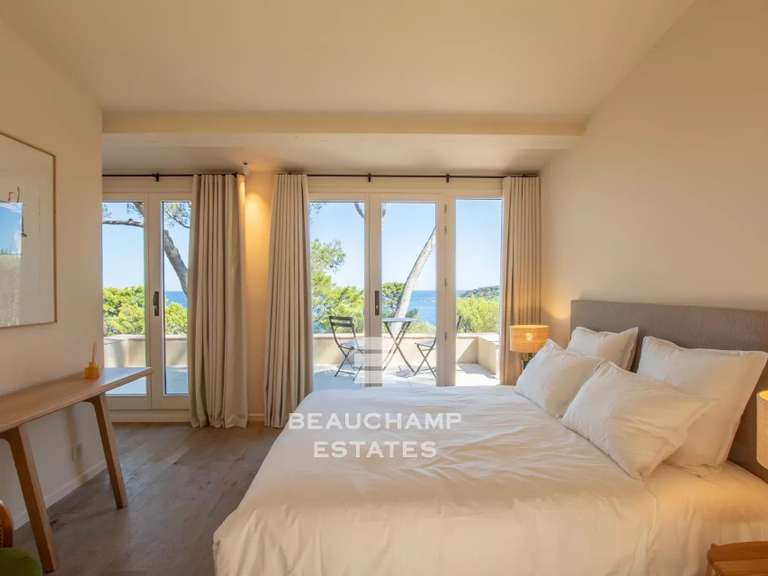 Villa with Sea view cap-d-antibes - 7 bedrooms - 360m²