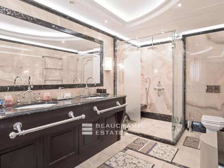 Villa with Sea view cap-d-antibes - 8 bedrooms - 355m²