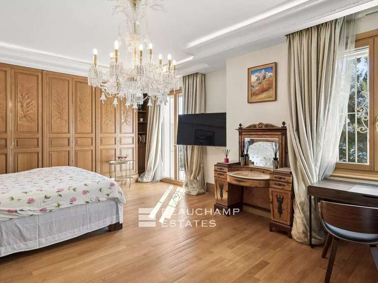 Villa with Sea view cap-d-antibes - 8 bedrooms - 355m²