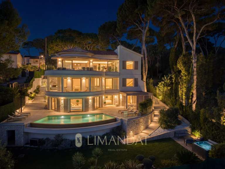 Villa avec Vue sur mer Cap-d-antibes - 6 chambres - 320m²