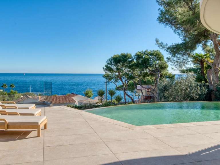 Villa avec Vue sur mer Cap-d-antibes - 6 chambres - 320m²