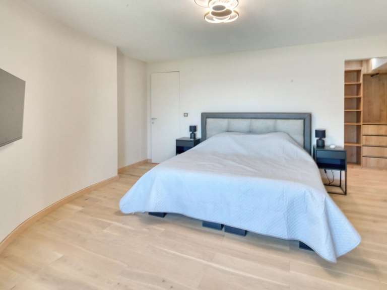 Villa avec Vue sur mer Cap-d-antibes - 6 chambres - 320m²