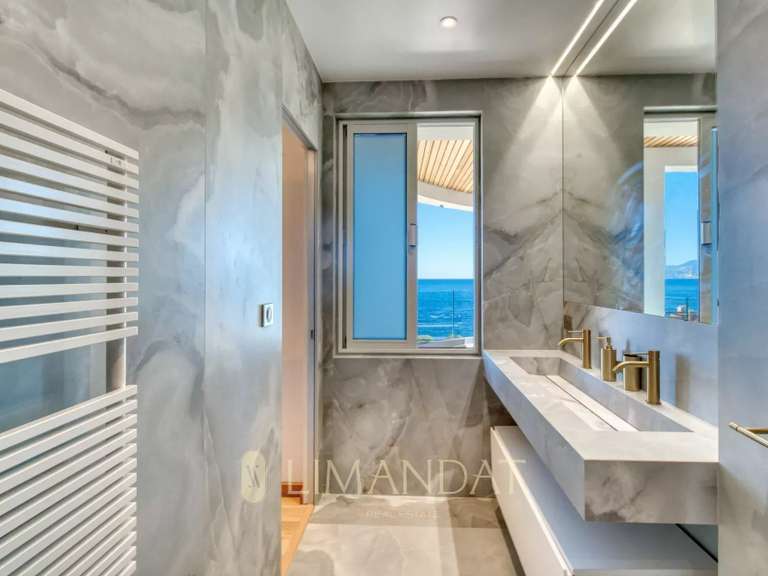 Villa avec Vue sur mer Cap-d-antibes - 6 chambres - 320m²