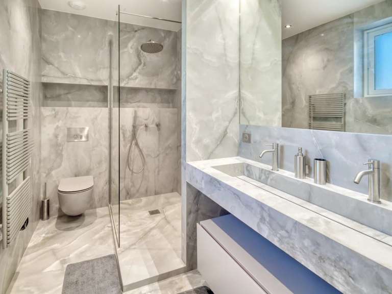 Villa avec Vue sur mer Cap-d-antibes - 6 chambres - 320m²