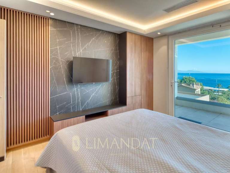 Villa avec Vue sur mer Cap-d-antibes - 6 chambres - 320m²