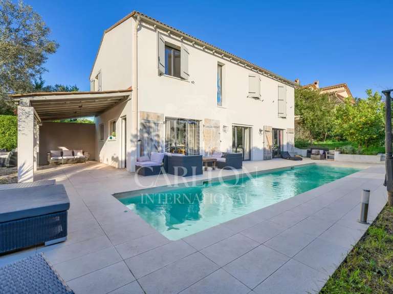 Villa Cap-d-antibes - 4 chambres - 172m²