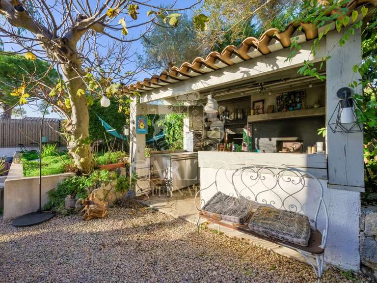 Villa Cap-d-antibes - 4 chambres - 172m²