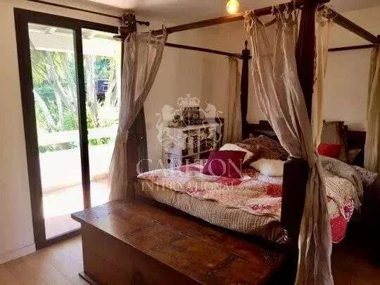 Villa Cap-d-antibes - 4 chambres - 172m²